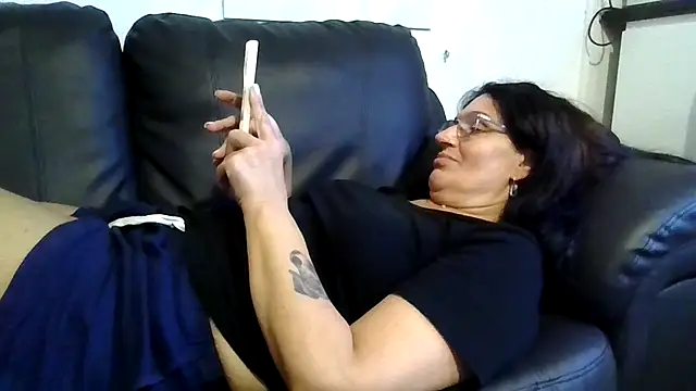 RubyyRosee's Live XXX Chat