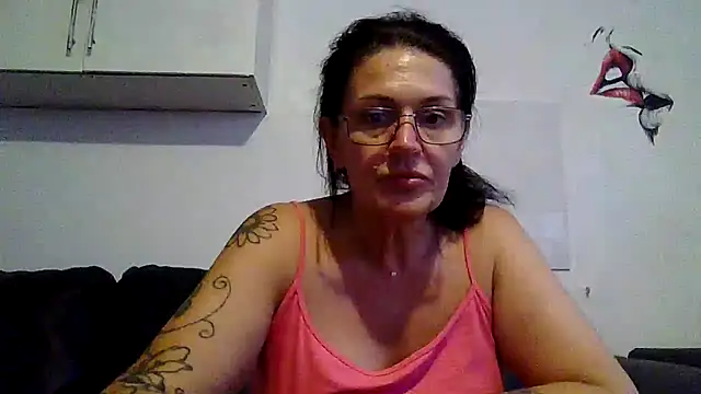 RubyyRosee Live XXX-Chat