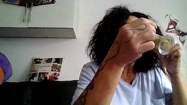 RubyyRosee Adlı Modelin Canlı XXX Sohbeti