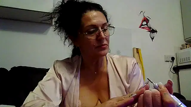 دردشة RubyyRosee الجنسية المباشرة
