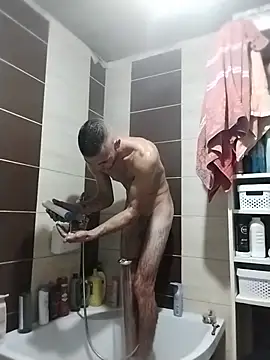 Kisszivacs Adlı Modelin Canlı XXX Sohbeti