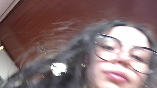 Megan_05_ Cameră chat live