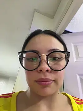 Megan_05_ Obrolan Langsung XXX