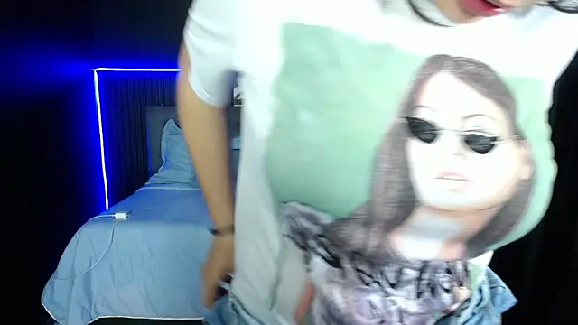 Megan_05_ élő XXX-chatje