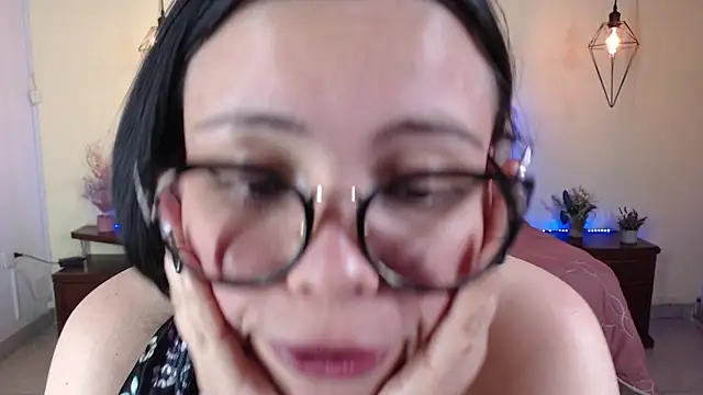 Megan_05_ Chat XXX live