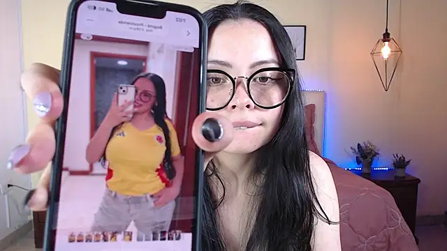 Megan_05_ 即時 XXX 聊天