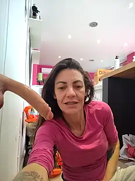 Eimikuro11's Webcam Show