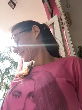 Eimikuro11 Adlı Modelin Web Kamerası Şovu