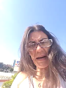 Eimikuro11's Webcam Show