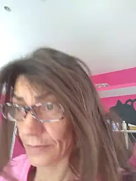 Chat +18 de Eimikuro11 ao vivo