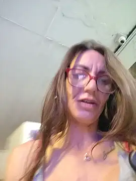 Eimikuro11 Chat XXX in diretta