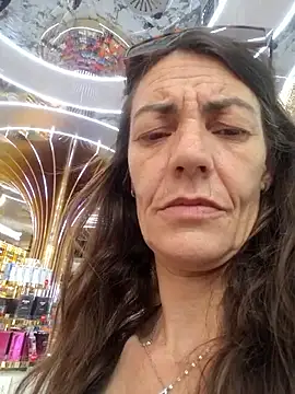 Eimikuro11 Chat XXX in diretta