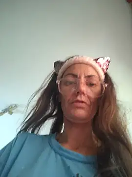 צ'א ט XXX בשידור חי של Eimikuro11