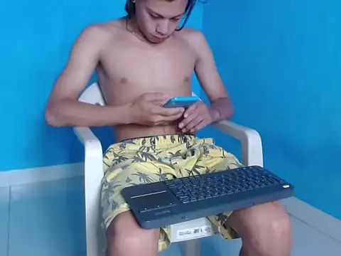 عرض كام masterbrave420
