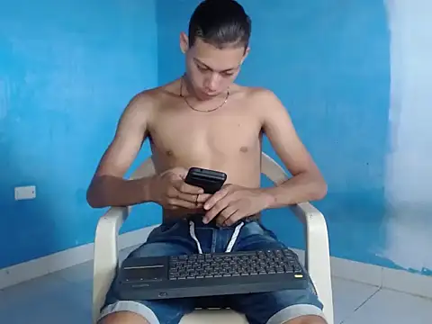 عرض كام masterbrave420