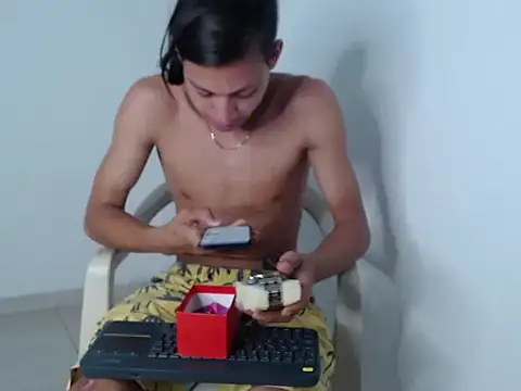 masterbrave420 Show Webcam