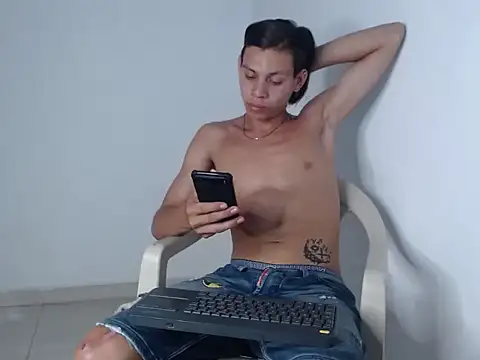 Show modela masterbrave420 na web-kameri