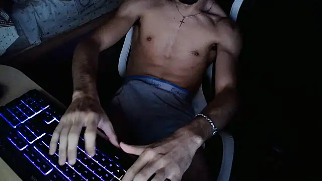 Tucolageno2008 – webcam-show