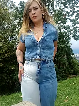 miss_berlyn: онлайн-секс-чат
