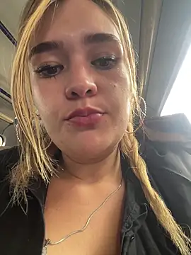 Pokój czatu na żywo – miss_berlyn