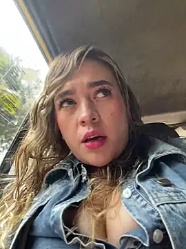 miss_berlyn – Naživo XXX chat