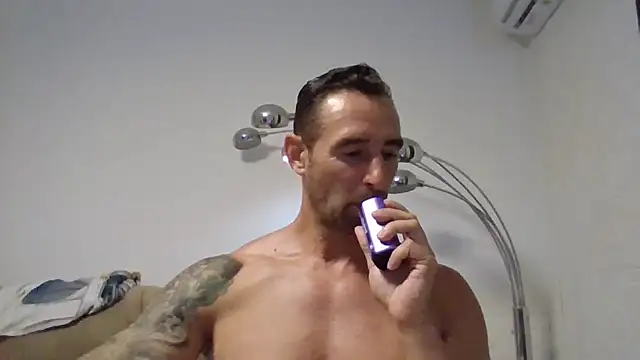 Show de garcia45688 na webcam