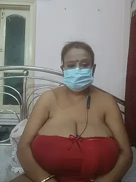 Barna_Love Adlı Modelin Canlı XXX Sohbeti