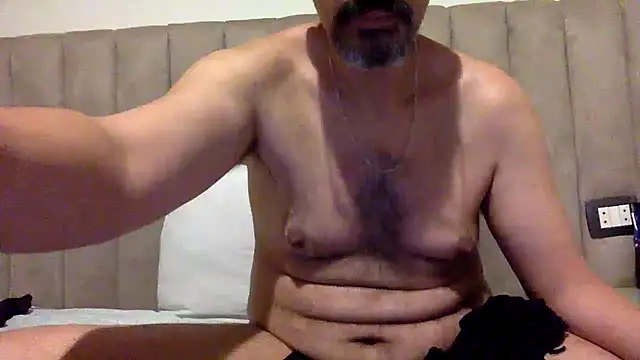 CaiBull Pertunjukan Webcam