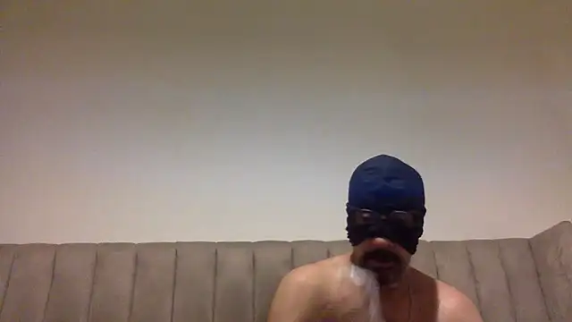 CaiBull's Webcam Show