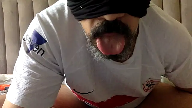 عرض كام CaiBull