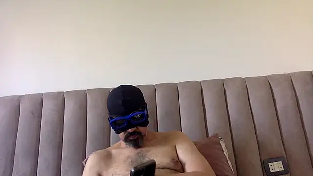 عرض كام CaiBull