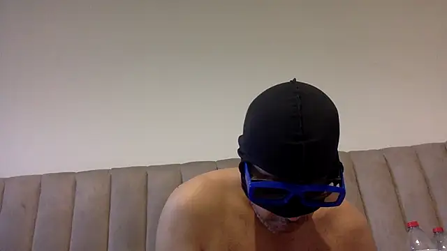 عرض كام CaiBull
