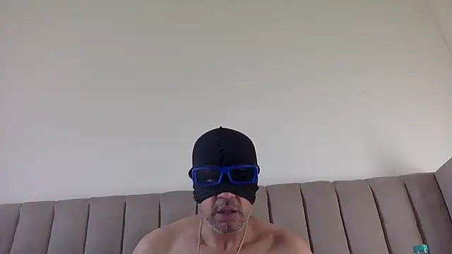 CaiBull Webcamshow