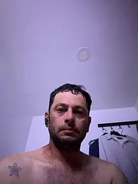 הופעת וובקאם של Carlosmauricio123
