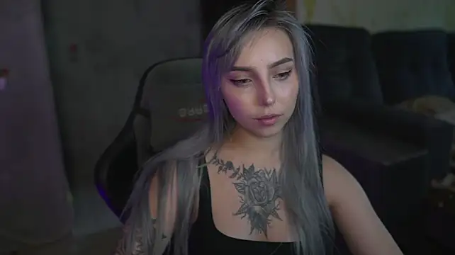 lis_silver Adlı Modelin Canlı XXX Sohbeti