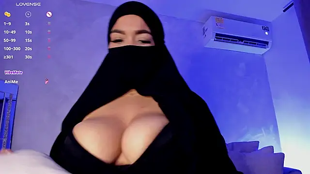 thaira_aly – Live XXX-chat
