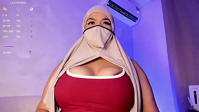 thaira_aly Show Webcam