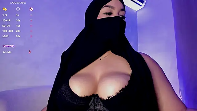 Webkamerová show thaira_aly