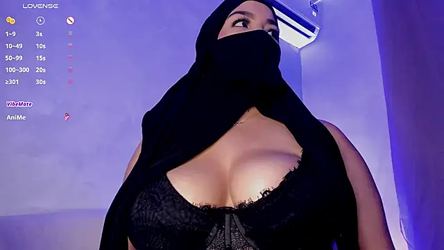 thaira_aly's Webcam Show
