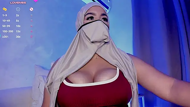 Pokazy przed kamerką – thaira_aly