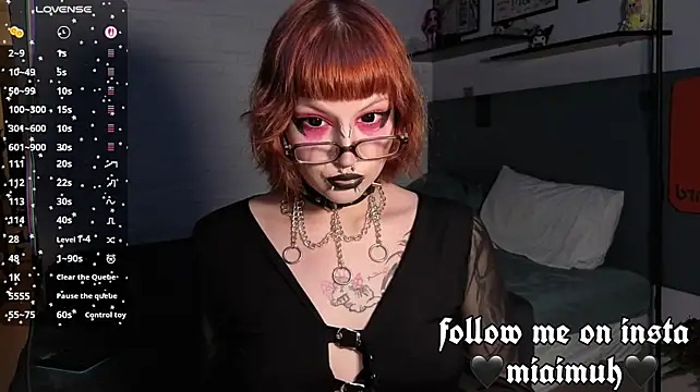 Вебкам-шоу mia__yui