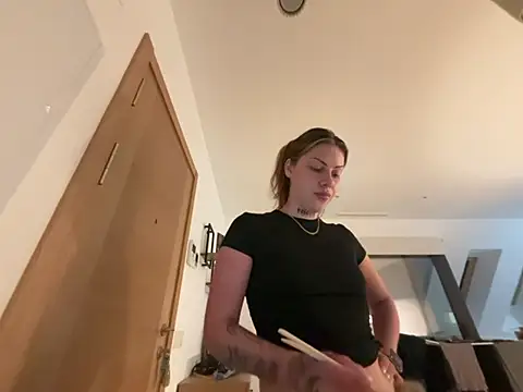 sash87350 Webcam Show