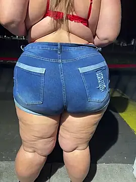 Angelbabyyy6969: διαδικτυακό σόου στην κάμερα