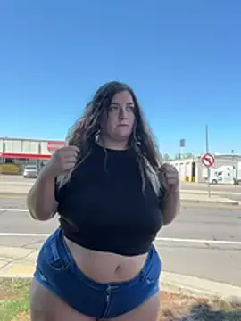 BigMama6969 Show in webcam