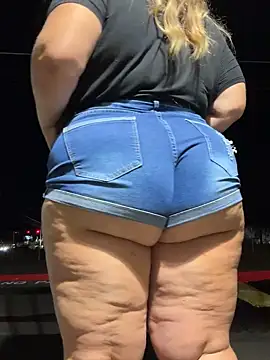 BigMama6969 Show in webcam