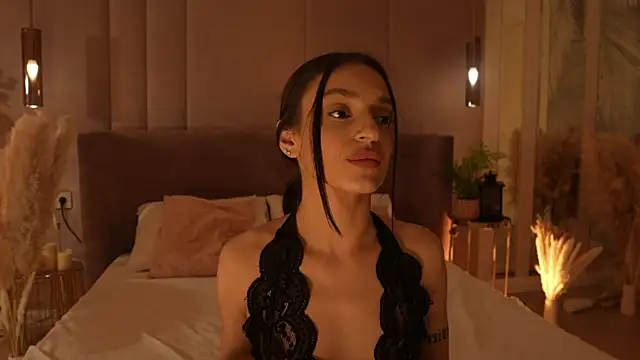 AdoraCortes' Live XXX Chat