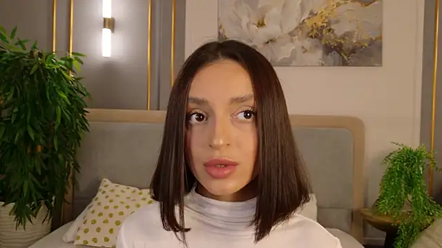 AdoraCortes Chat XXX in diretta