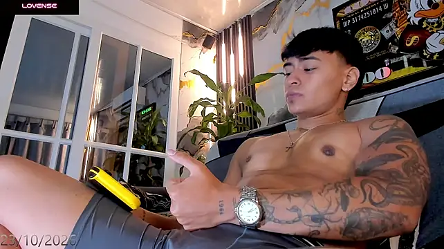 Ftm_xxxperiencie Webcam-Show
