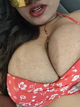 โชว์เว็บแคมของ Bustymlina