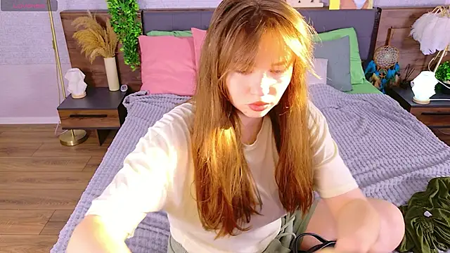 Lunar_Bunny's Live XXX Chat